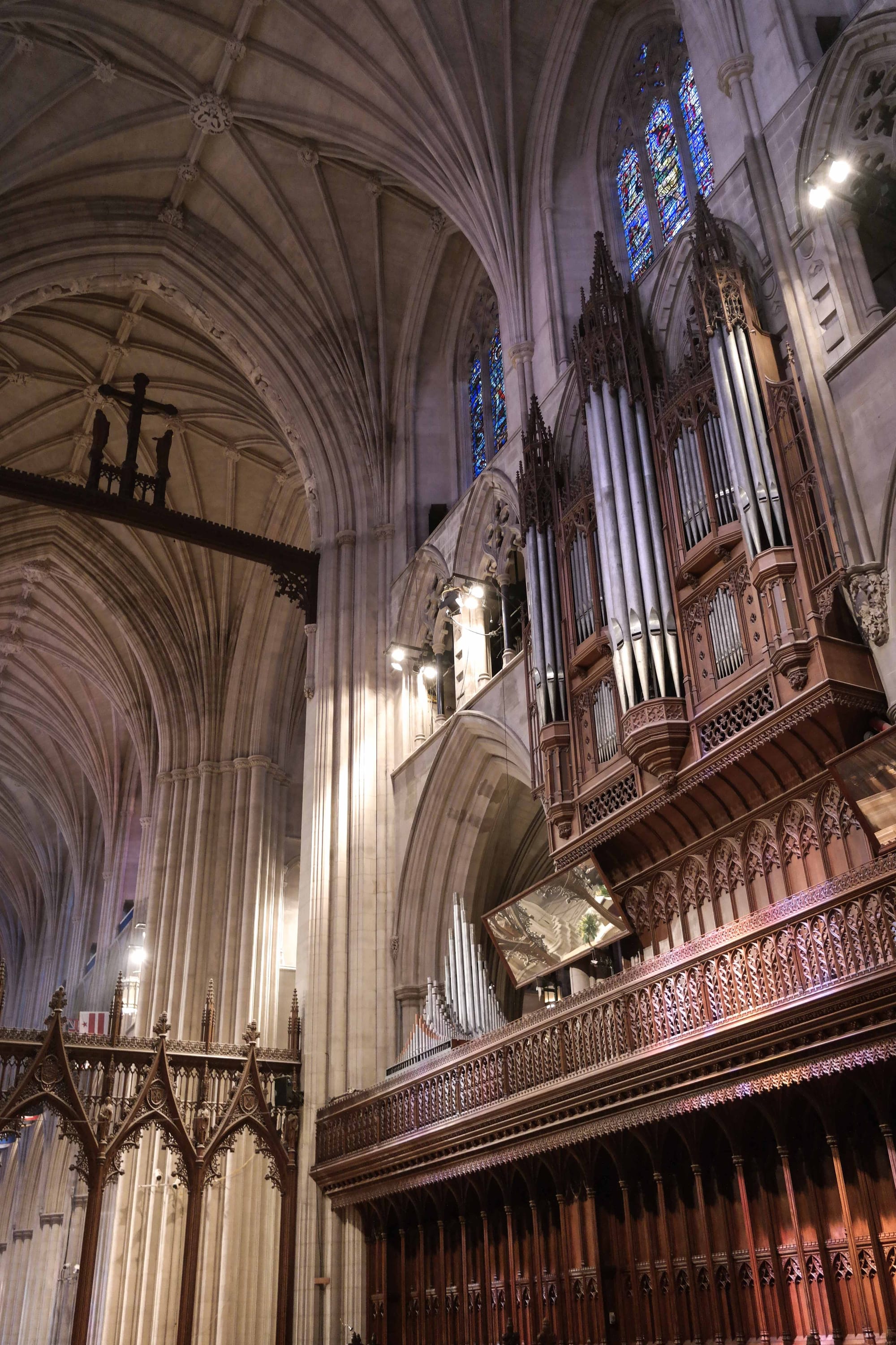 Interior view of pipe work of the Aeolian-Skinner organ at Washington National Cathedral